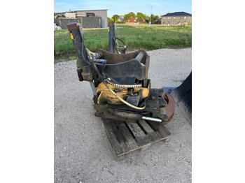 Leasing de ENGCON EC 30 - S80 GR30 -S80 - SVAB Engcon Rototilt - Tiltrotator ENGCON EC 30 - S80 GR30 -S80 - SVAB Engcon Rototilt - Tiltrotator: foto 1