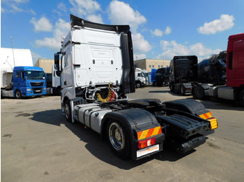 Cabeza tractora Mercedes Actros: foto 4