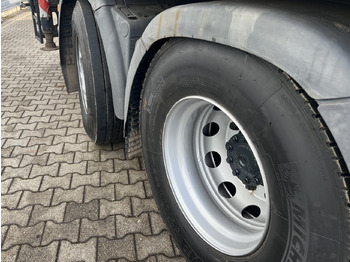 Camión grúa MAN TGS 26.400 6x2-4 LL TGS 26.400 6x2-4 LL, Navi, Lenk-/Liftachse, Heckkran Palfinger PK20001-K B, Funk: foto 3 Camión grúa MAN TGS 26.400 6x2-4 LL TGS 26.400 6x2-4 LL, Navi, Lenk-/Liftachse, Heckkran Palfinger PK20001-K B, Funk: foto 3