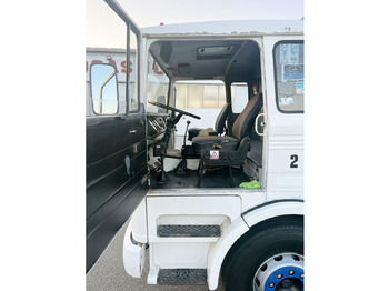 Leasing de Mercedes-Benz 1923 4x2 Tankwagenzug für Kerosin 40.000l 1923 4x2 Tankwagenzug für Kerosin 40.000l Mercedes-Benz 1923 4x2 Tankwagenzug für Kerosin 40.000l 1923 4x2 Tankwagenzug für Kerosin 40.000l: foto 3