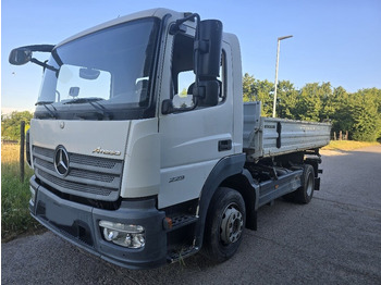 Camión volquete MERCEDES-BENZ Atego 1223
