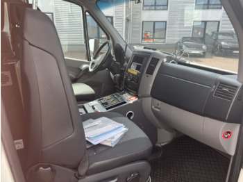 Ambulancia Mercedes-Benz Sprinter 516 CDI 4x2 Sprinter 516 CDI 4x2, Rettungswagen, Bi-Xenon: foto 5