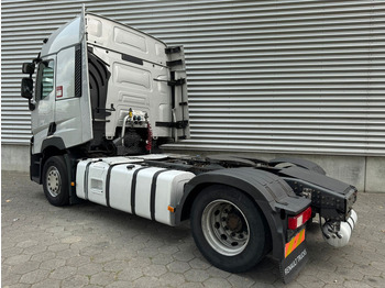 Cabeza tractora Renault T 460 / Refrigarator / Euro 6 / 2 Beds: foto 3