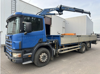 Camión grúa SCANIA P94