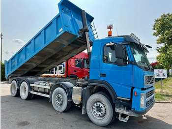Camión volquete VOLVO FM 440