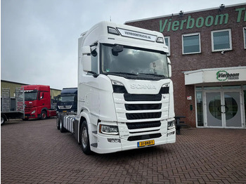 Camión chasis SCANIA S 450