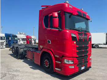 Camión portacontenedore/ Intercambiable SCANIA S 500