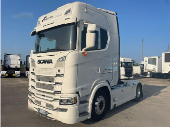 Cabeza tractora SCANIA S 500