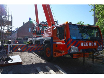 Grúa todo terreno DEMAG