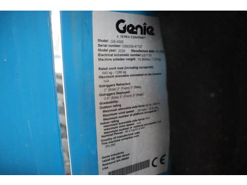 Plataforma de tijeras Genie GS4390 Diesel, 4x4 Drive, 15.11m Working Height 68: foto 4