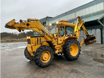 Retroexcavadora VOLVO