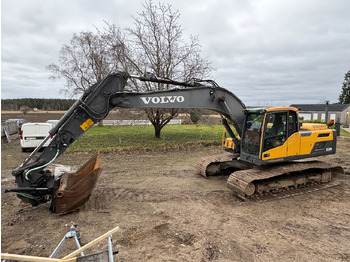Excavadora VOLVO EC220DL