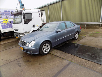 Coche MERCEDES-BENZ