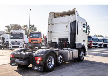 Cabeza tractora DAF XF 450-6X2: foto 3