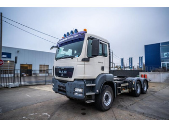 Cabeza tractora MAN TGS 33.440