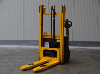 Apilador JUNGHEINRICH EJC