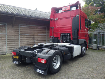 Cabeza tractora DAF XF 440 8 Tons vooras / Standairco / Standkachel: foto 3 Cabeza tractora DAF XF 440 8 Tons vooras / Standairco / Standkachel: foto 3