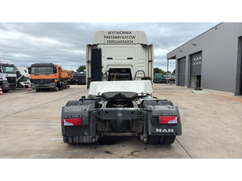 Cabeza tractora MAN TGA 18.430 (PTO / POMPE HYDRAULIQUE / MANUAL GEARBOX / BOITE MANUELLE / HYDRAULIC PUMP): foto 5