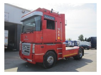 Cabeza tractora Renault AE Magnum 560 (FULL STEEL SUSPENSION): foto 1