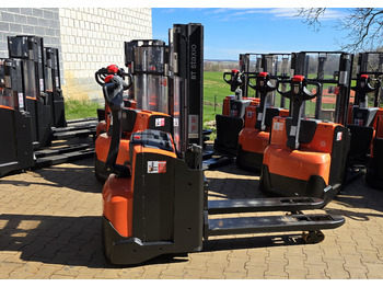 Transpaleta BT Toyota SWE 200 D initial list wstępne podnoszenie wideł: foto 4