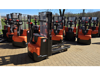 Transpaleta BT Toyota SWE 200 D initial list wstępne podnoszenie wideł: foto 3