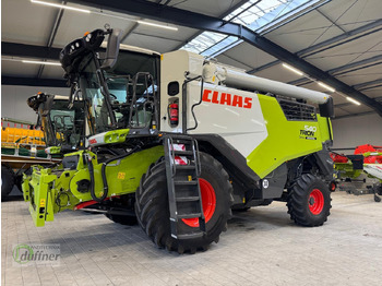 Cosechadora de granos CLAAS