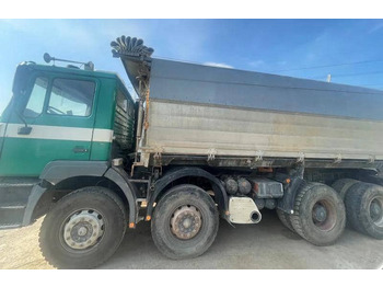 Camión volquete MAN