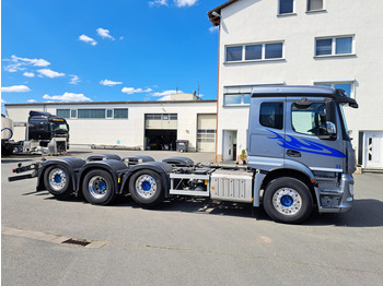 Camión chasis MERCEDES-BENZ Actros 3243