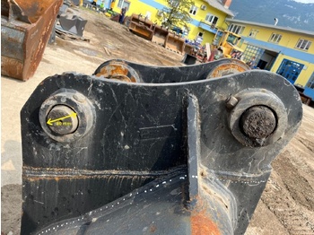 Cazo para excavadora Digging bucket 1500 mm: foto 4