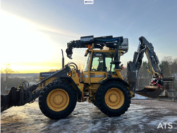 Retroexcavadora VOLVO