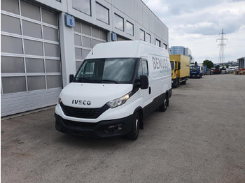 Furgoneta de pasajeros IVECO Daily 35s14