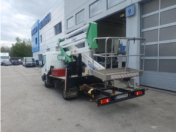 Camión con plataforma elevadora NISSAN Cabstar NT400: foto 3 Camión con plataforma elevadora NISSAN Cabstar NT400: foto 3