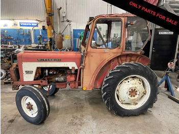 Tractor INTERNATIONAL