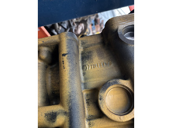 Bloque de cilindros para Maquinaria agrícola CAT C6.6 666-3106953 Blok Silnika CZĘŚCI: foto 4 Bloque de cilindros para Maquinaria agrícola CAT C6.6 666-3106953 Blok Silnika CZĘŚCI: foto 4