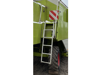 Peldaño CLAAS