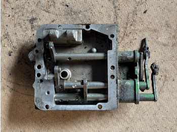 Transmisión para Maquinaria agrícola John Deere 6010, 6110, 6210  Osłona Obudowa Zmiany Biegów L101207 323204 AL155290: foto 2