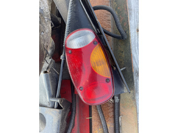 Luz trasera para Equipo de manutención Manitou 735 - lampy tylne: foto 2