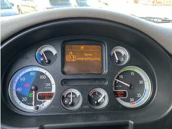 Camión lona DAF CF 75 310 Euro 5 / Curtainside Box / Loadlift / Trailer Coupling: foto 4