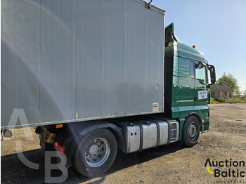 Cabeza tractora MAN TGX18.440BLS: foto 4