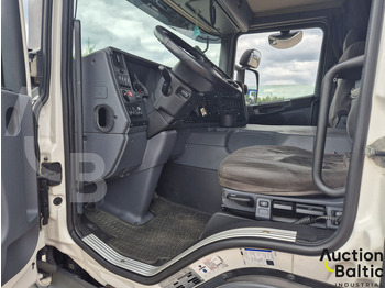 Camión chasis Scania P 450: foto 5