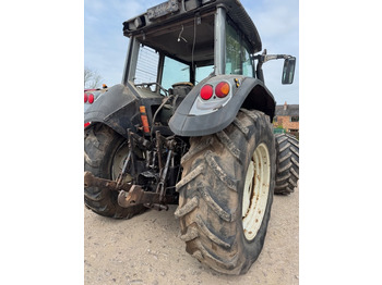 Tractor VALTRA T130: foto 2