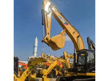 Excavadora de cadenas CATERPILLAR 330D: foto 4