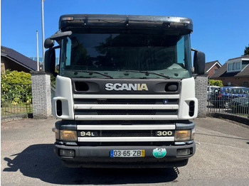 Cabeza tractora Scania P94-300 94 MANUAL GEARBOX AIRCO RETARDER 10-2004: foto 2