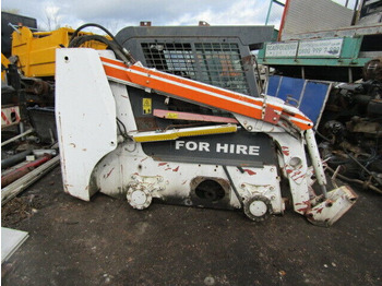 Minicargadora CUMMINS