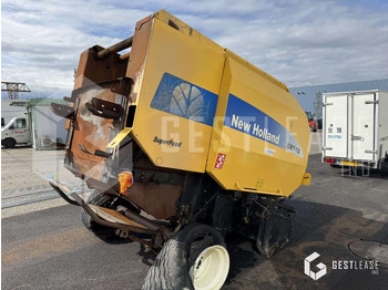 Leasing de New Holland BR740 New Holland BR740: foto 3