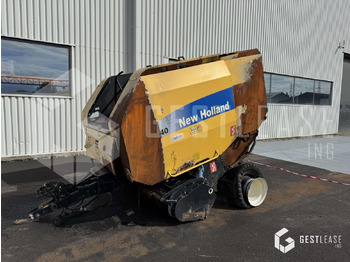 Leasing de New Holland BR740 New Holland BR740: foto 1