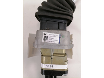 Pieza universal para Camión Mercedes-Benz Handbrake control lever A0044305281: foto 2