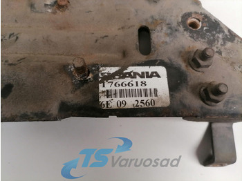 Pieza universal para Camión Scania Radiaatori pealne kronstein 2053879: foto 3