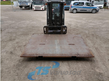 Pieza universal SCANIA
