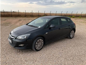 Coche OPEL
